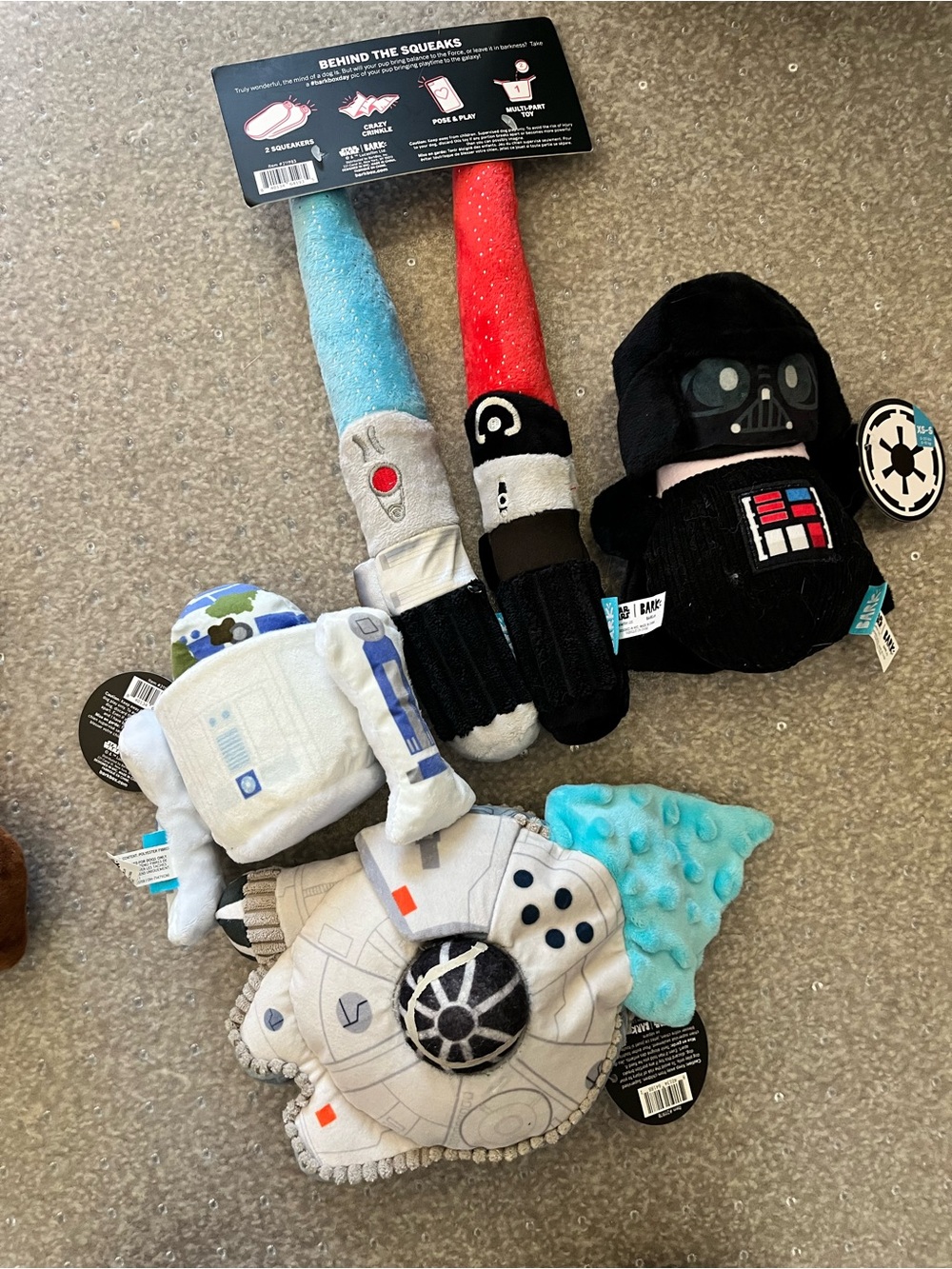 Bark Star Wars Plush Toy Set chews destiny light saber robot r2d2
Darth vader